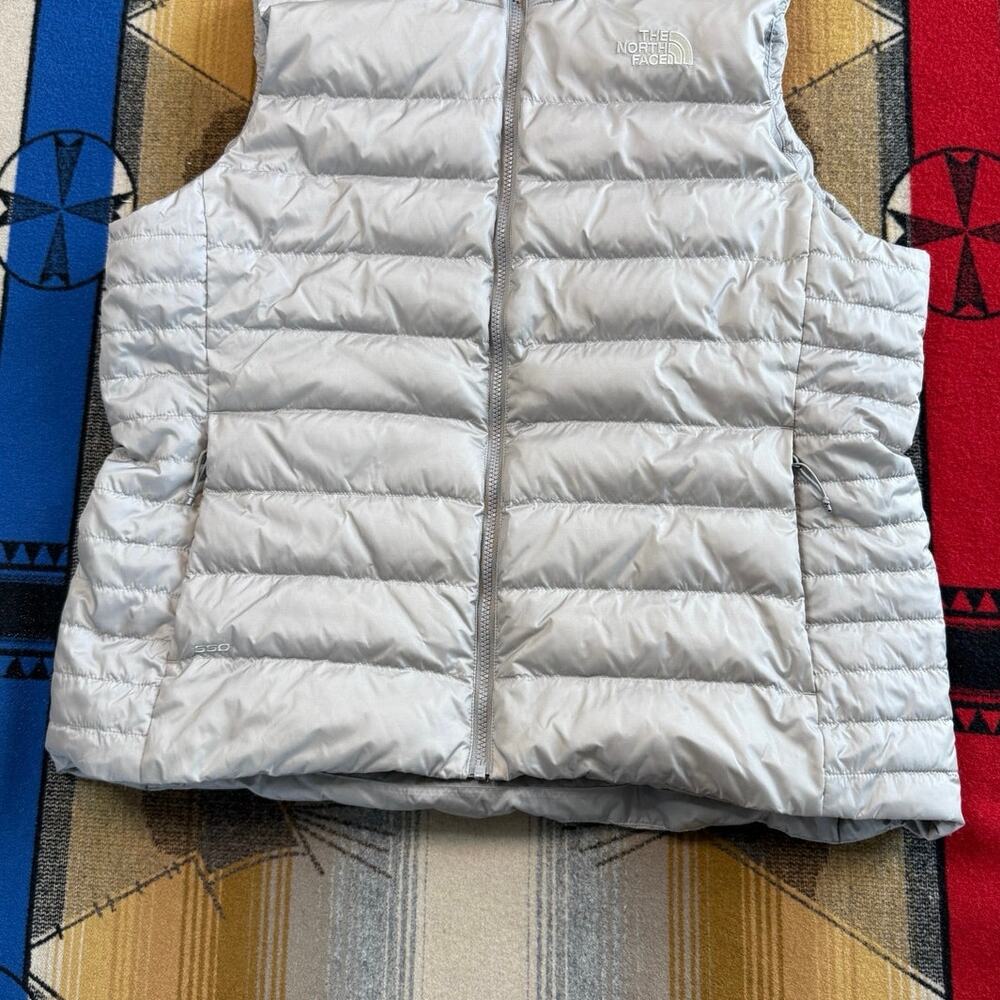 Women’s The North Face 550 Down Filled Puffer Vest Size 2XL Gray Outdoor - Picture 7 of 12